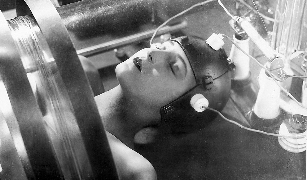 Cinéphile Sundays: Exquisite Combinations 一个场景从德国无声电影的大都市