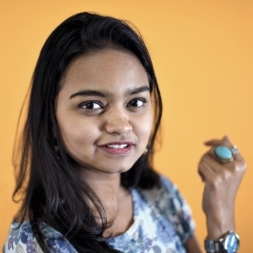 照片的画像Kavindya Thennakoon 19
