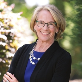 Laura Wood Cantopher ’84